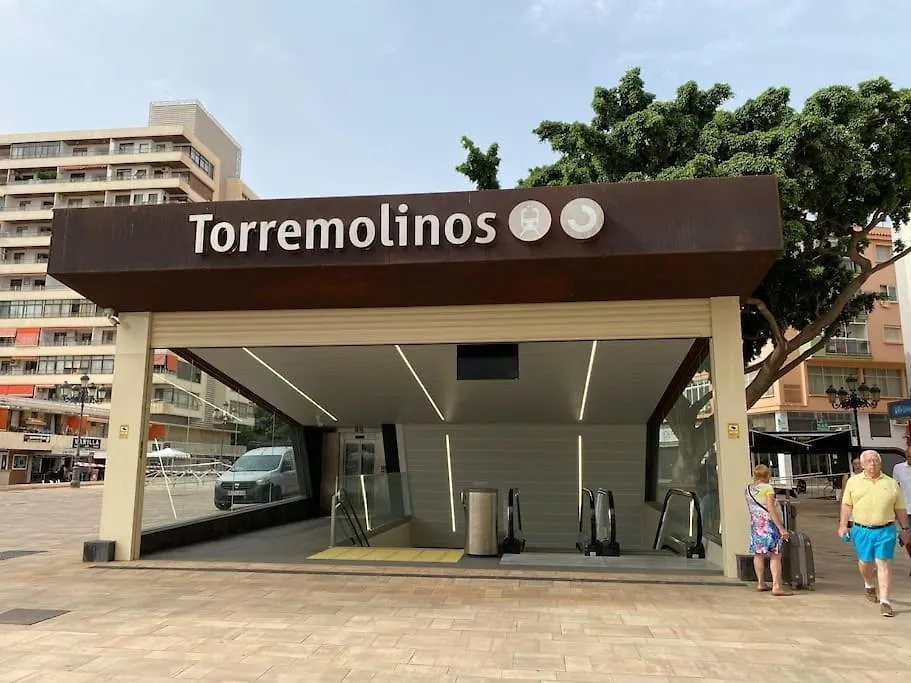 Newly Refurbished Modern 2-Bed Apartment In Heart Of Torremolinos Spain